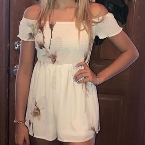 Off shoulder romper shorts